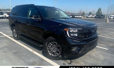 2026 Ford Expedition Active