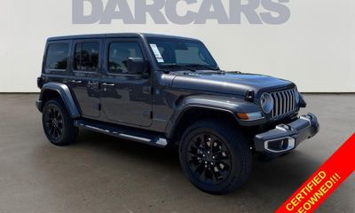 2025 Jeep Wrangler Sahara 4XE