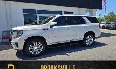 2022 GMC Yukon SLT