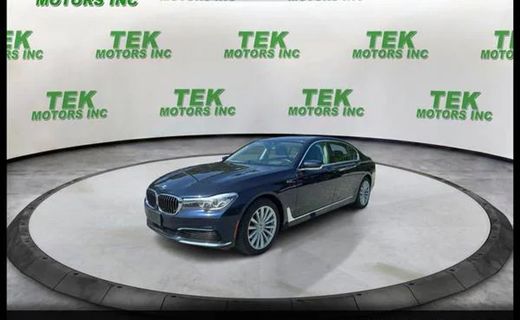 2019 BMW 740I