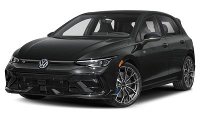 2026 Volkswagen Golf R 2 0 TSI