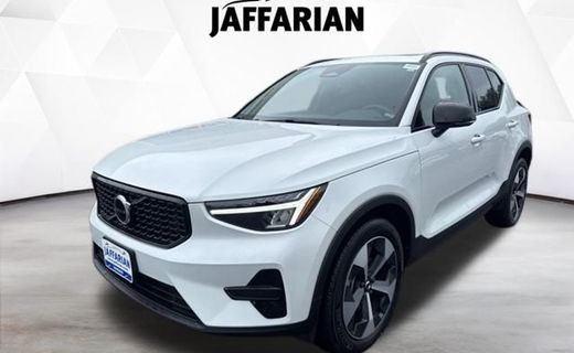 2024 Volvo XC40