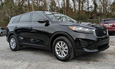 2020 Kia Sorento L LX S