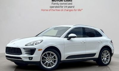 2017 Porsche Macan S