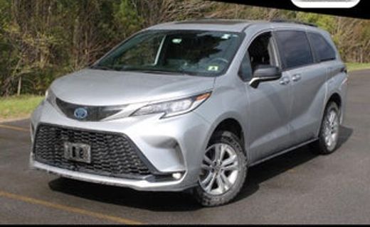 2022 Toyota Sienna XSE