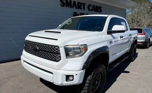 2018 Toyota Tundra SR5