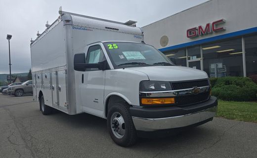 2025 Chevrolet Express 4500 Cutaway 177