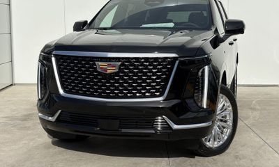 2026 Cadillac Escalade Luxury