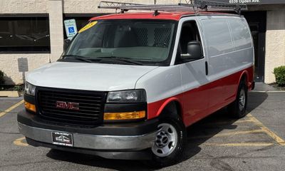 2018 GMC Savana Cargo