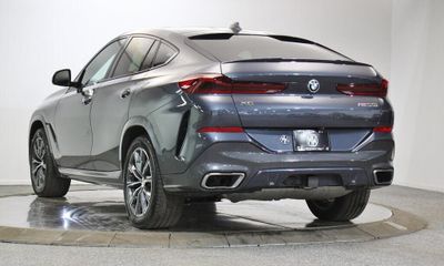 2021 BMW X6 M50I