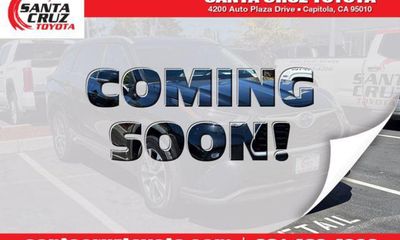 2023 Toyota Highlander LE L Limited