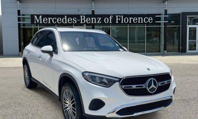 2025 Mercedes-Benz GLC-Class GLC300
