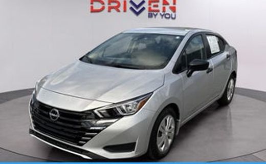 2022 Nissan Versa SV
