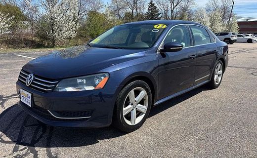 2012 Volkswagen Passat SE