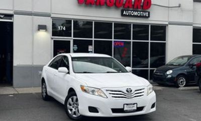 2011 Toyota Camry LE
