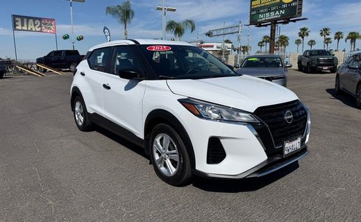 2025 Nissan Kicks Play S
