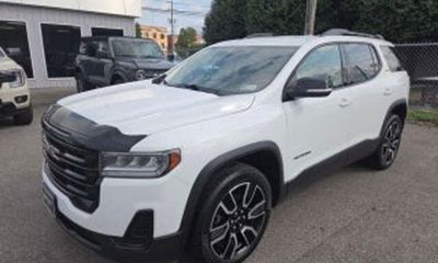 2022 GMC Acadia SLE