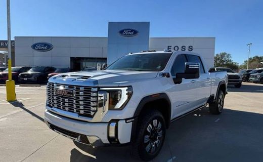 2024 GMC Sierra HD Denali