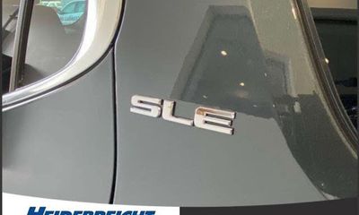 2019 GMC Acadia SLE 2