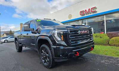 2026 GMC Sierra HD AT4