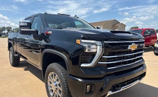 2026 Chevrolet Silverado HD LT