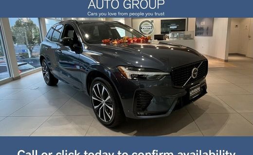 2024 Volvo XC60 Plus Dark