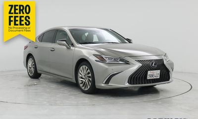 2021 Lexus ES 300H Luxury