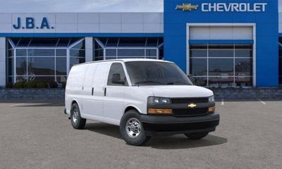 2025 Chevrolet Express 3500