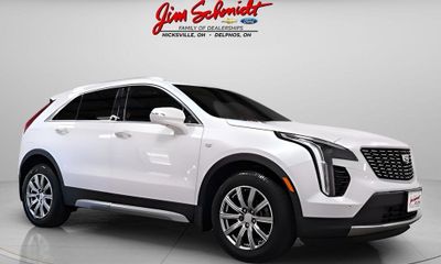 2021 Cadillac XT4 Premium Luxury
