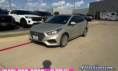 2018 Hyundai Accent SE AND SEL