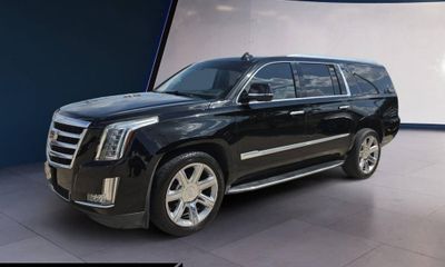2018 Cadillac Escalade ESV Luxury