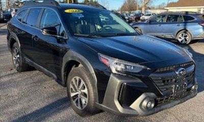 2023 Subaru Outback Premium
