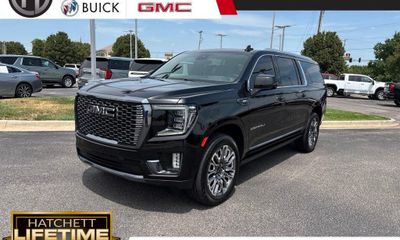 2023 GMC Yukon XL Denali Ultimate
