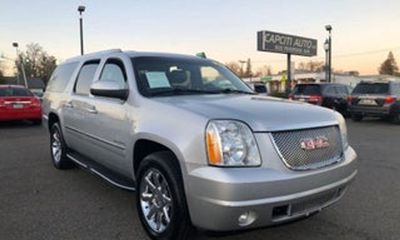 2010 GMC Yukon XL Denali