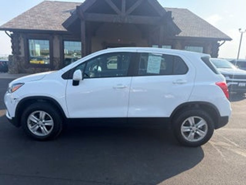 2021 Chevrolet TRAX — a typically priced live listing