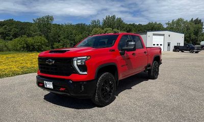 2026 Chevrolet Silverado HD LT