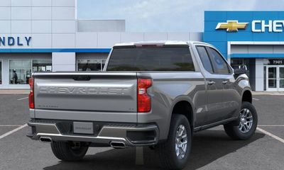 2023 Chevrolet Silverado LT