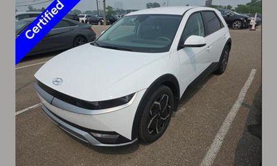 2024 Hyundai Ioniq 5 SE
