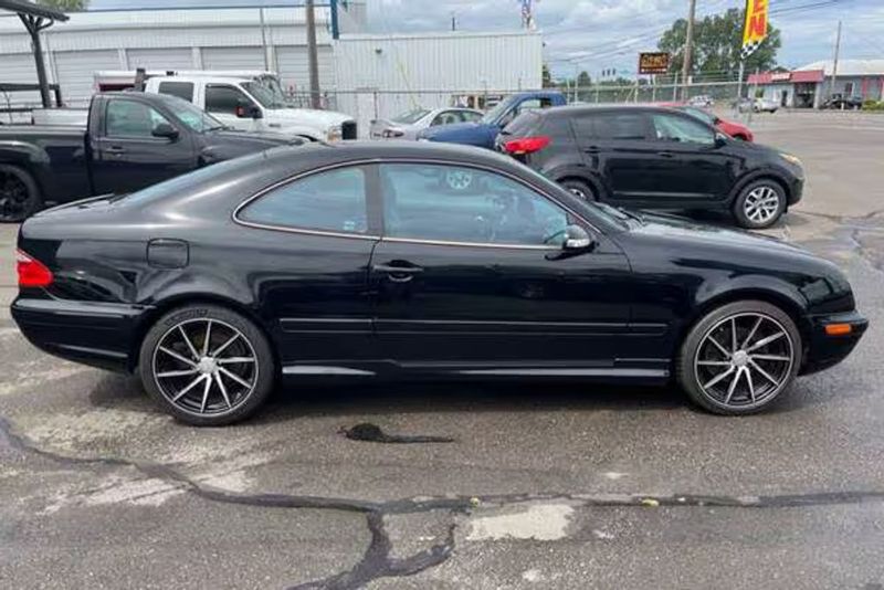 2002 Mercedes Benz Clk Class — a typically priced live listing
