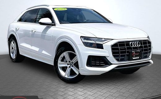 2019 Audi Q8 Premium