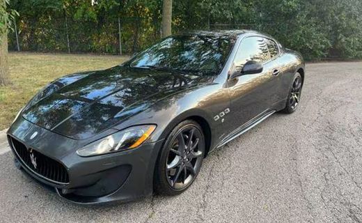 2013 Maserati Granturismo S