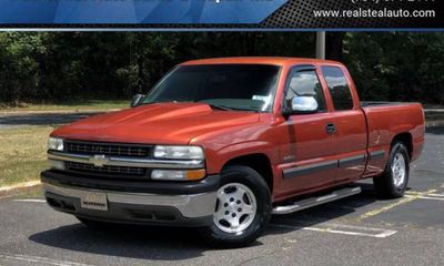 2001 Chevrolet Silverado LS