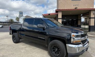 2017 Chevrolet Silverado LT