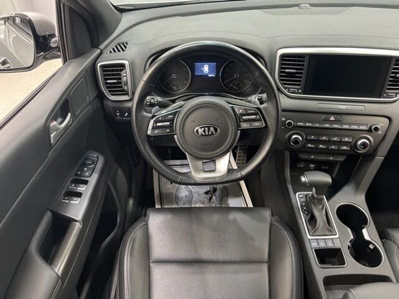 2020 Kia Sportage — a typically priced live listing
