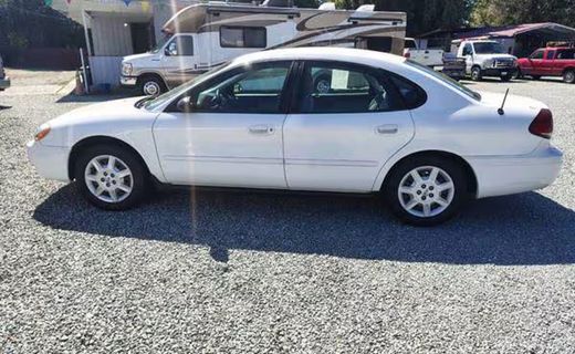 2007 Ford Taurus SE