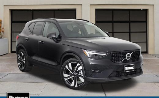 2026 Volvo XC40 Ultra Dark