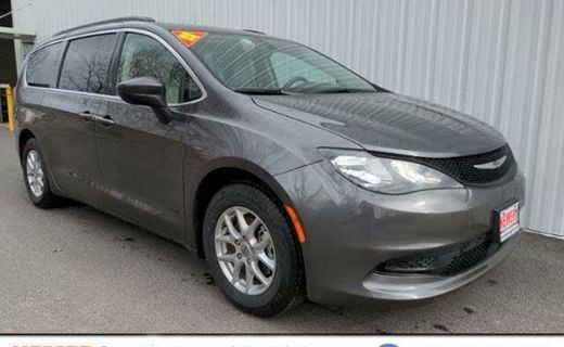 2021 Chrysler Voyager LXI