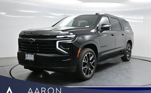 2025 Chevrolet Suburban RST