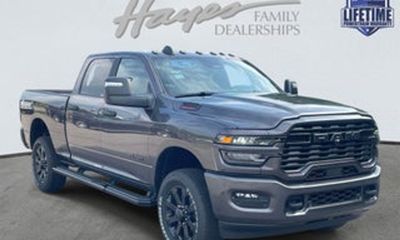2024 Chevrolet Silverado HD Custom
