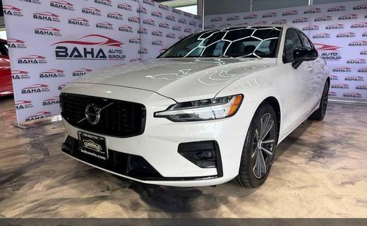 2022 Volvo S60